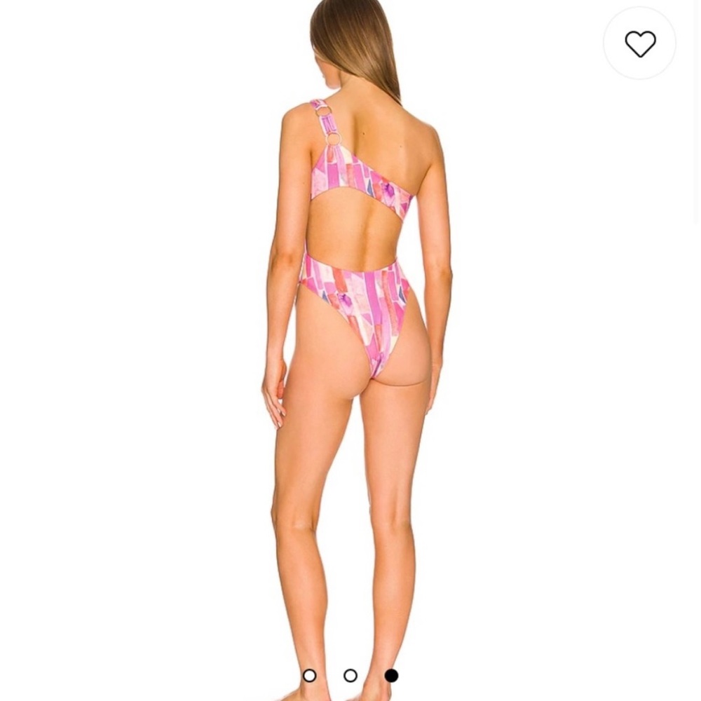 Revolve Sheida One Piece Joues De Sable